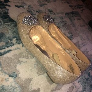 Badgley Mischka ballet flats